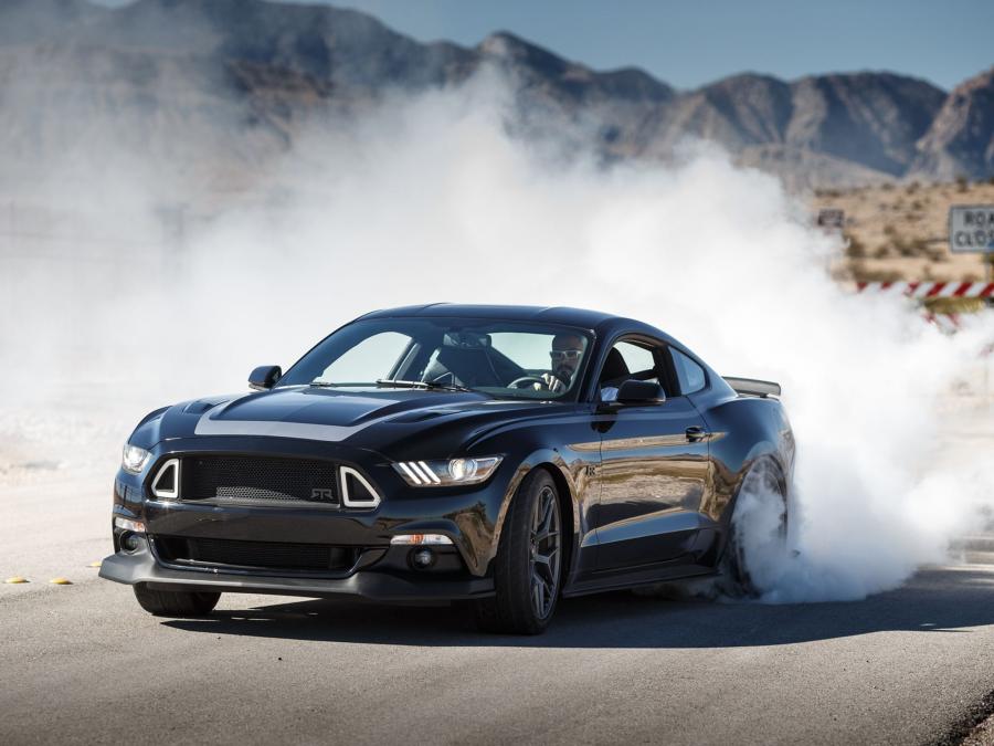  Ford Mustang RTR 2015 года  (фото 12 из 15)